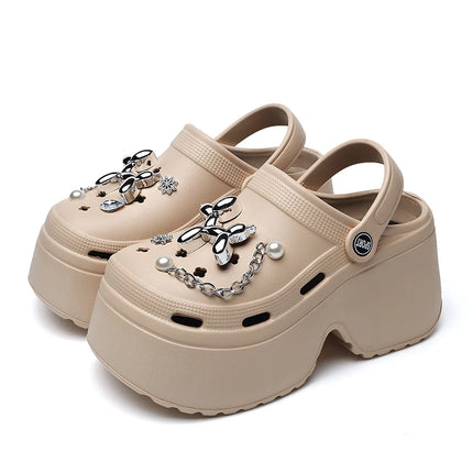 Sandales compensées pour femmes beige
